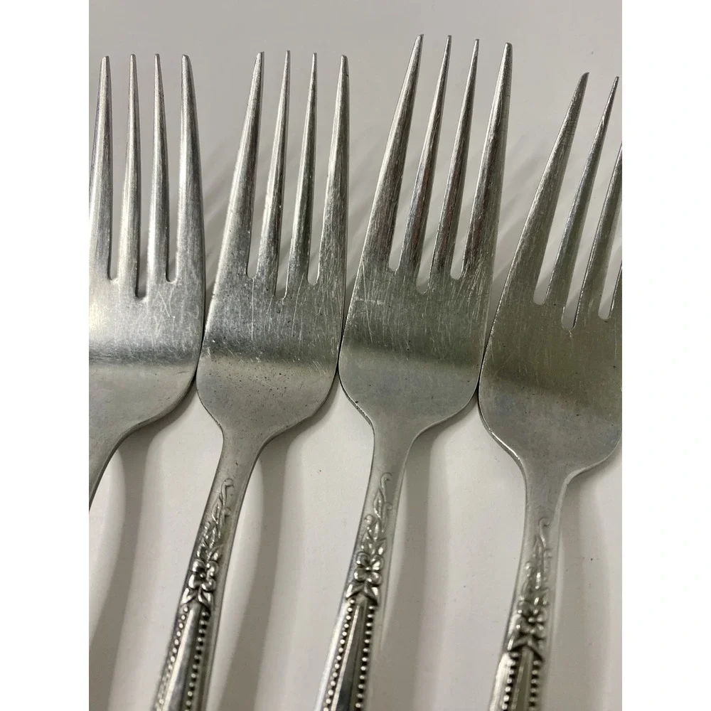 4 Rogers Beaded Elegance Stainless Korea Tablespoons Dinner Forks 7-1/2